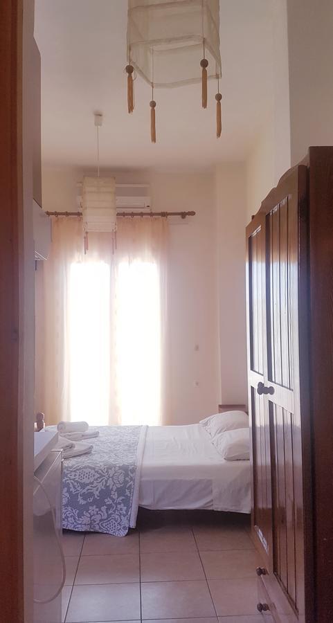 Arianna Apartment Палеокастрица Екстериор снимка