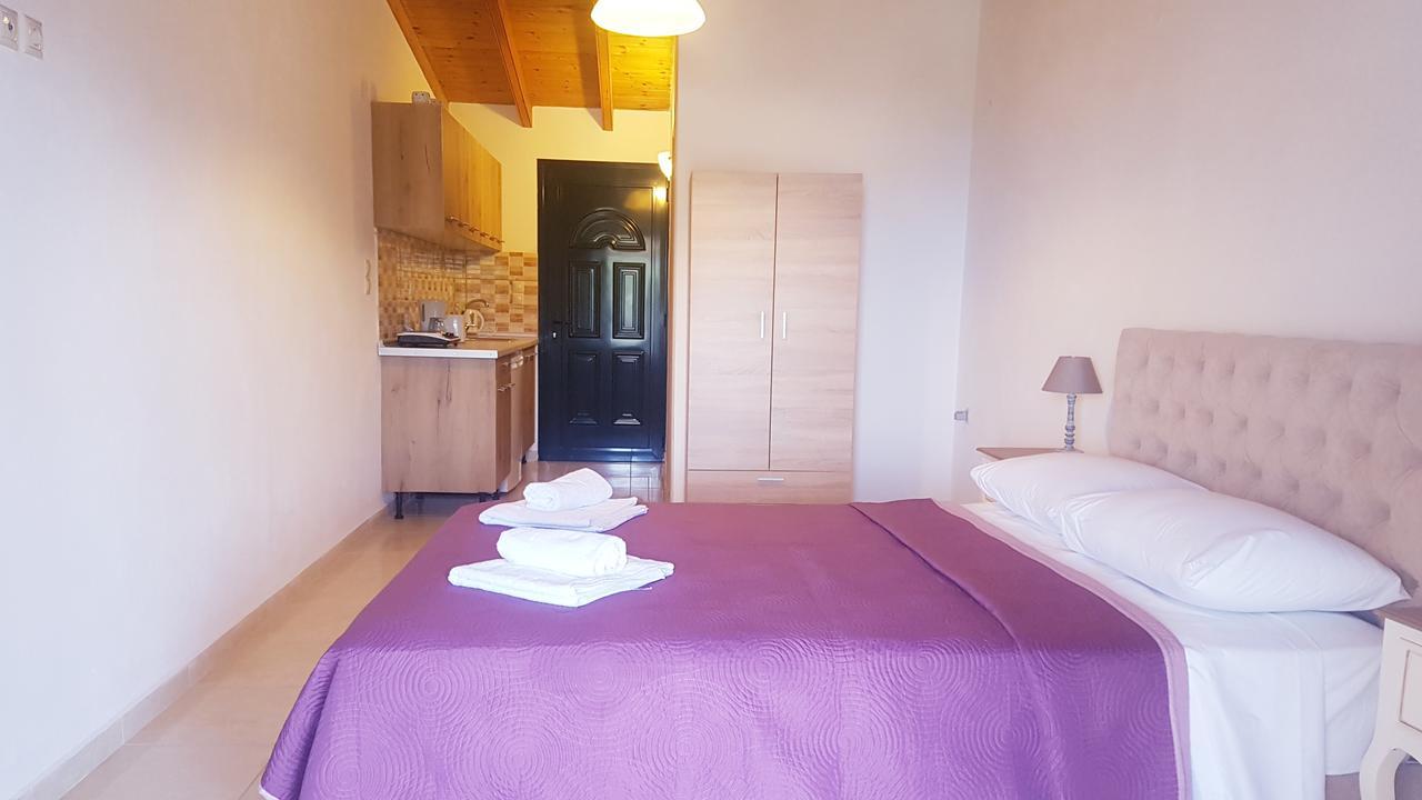 Arianna Apartment Палеокастрица Екстериор снимка